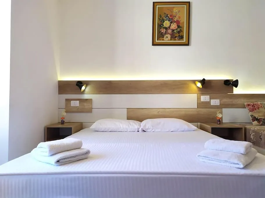 Evoo Apartment Liceu Tirana