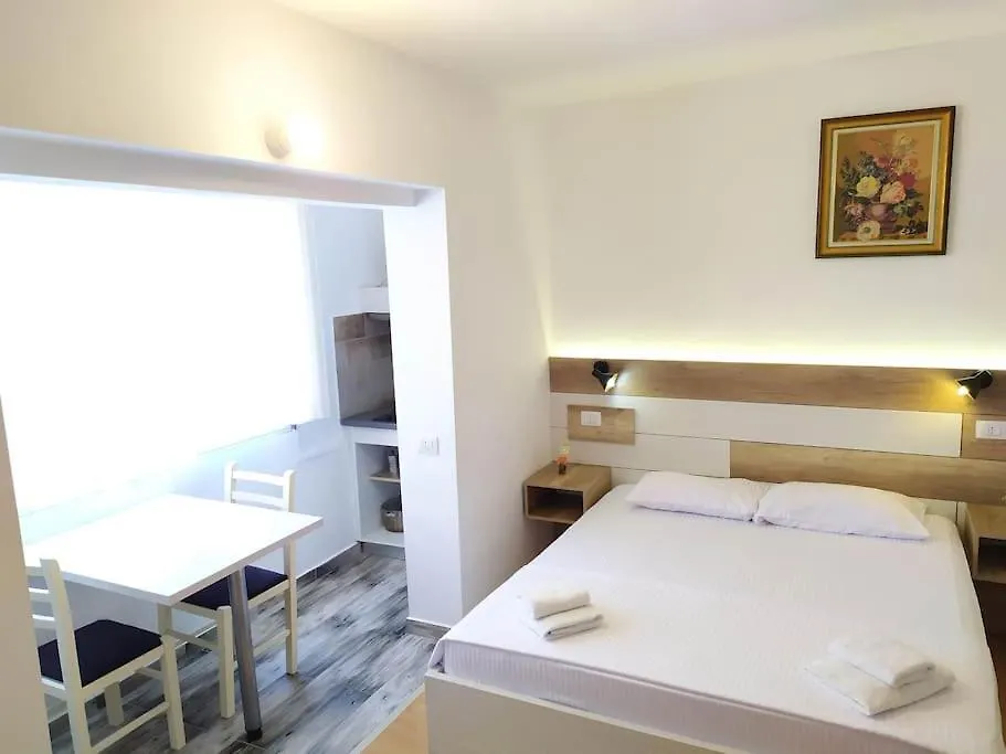 Evoo Apartment Liceu Tirana