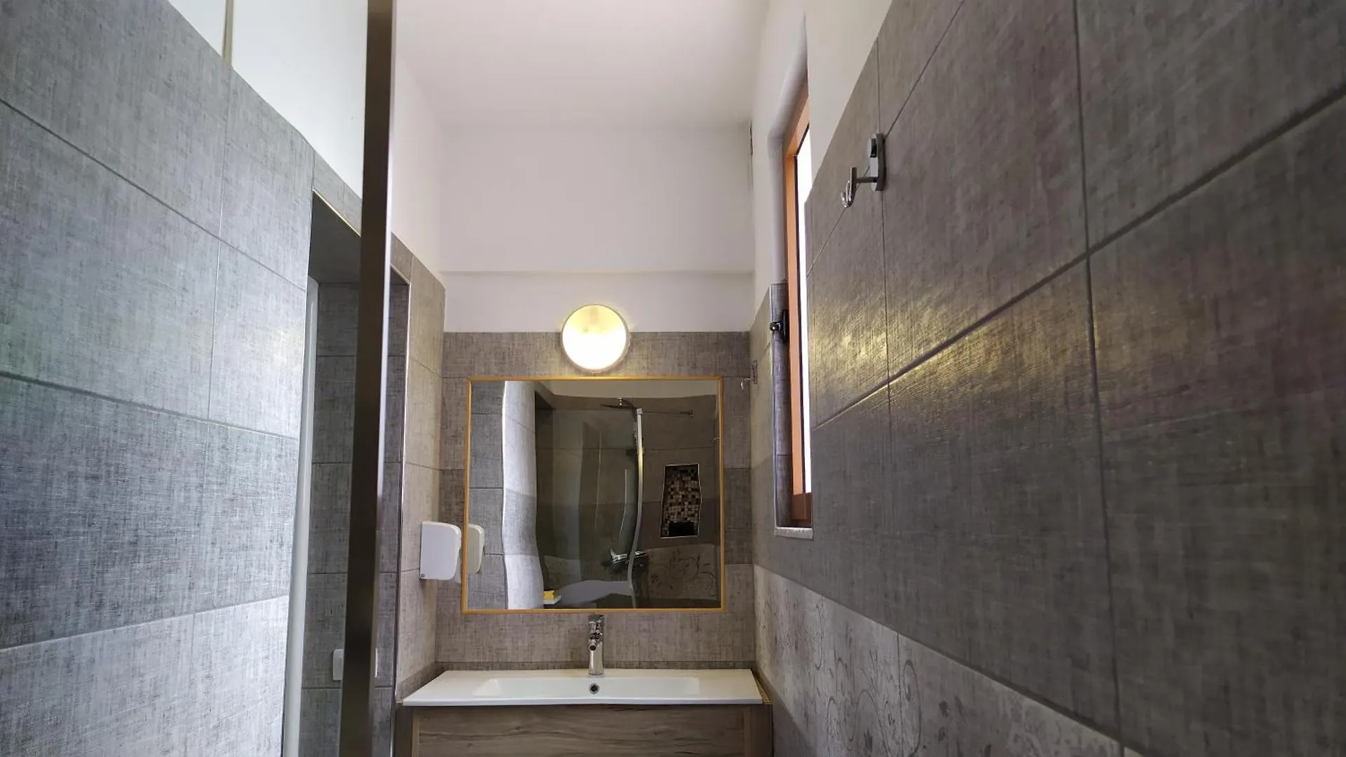 Evoo Apartment Liceu Tirana Albania
