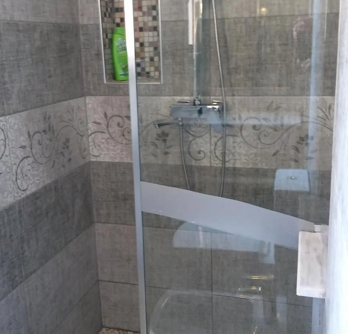 Evoo Apartment Liceu Tirana 0*,