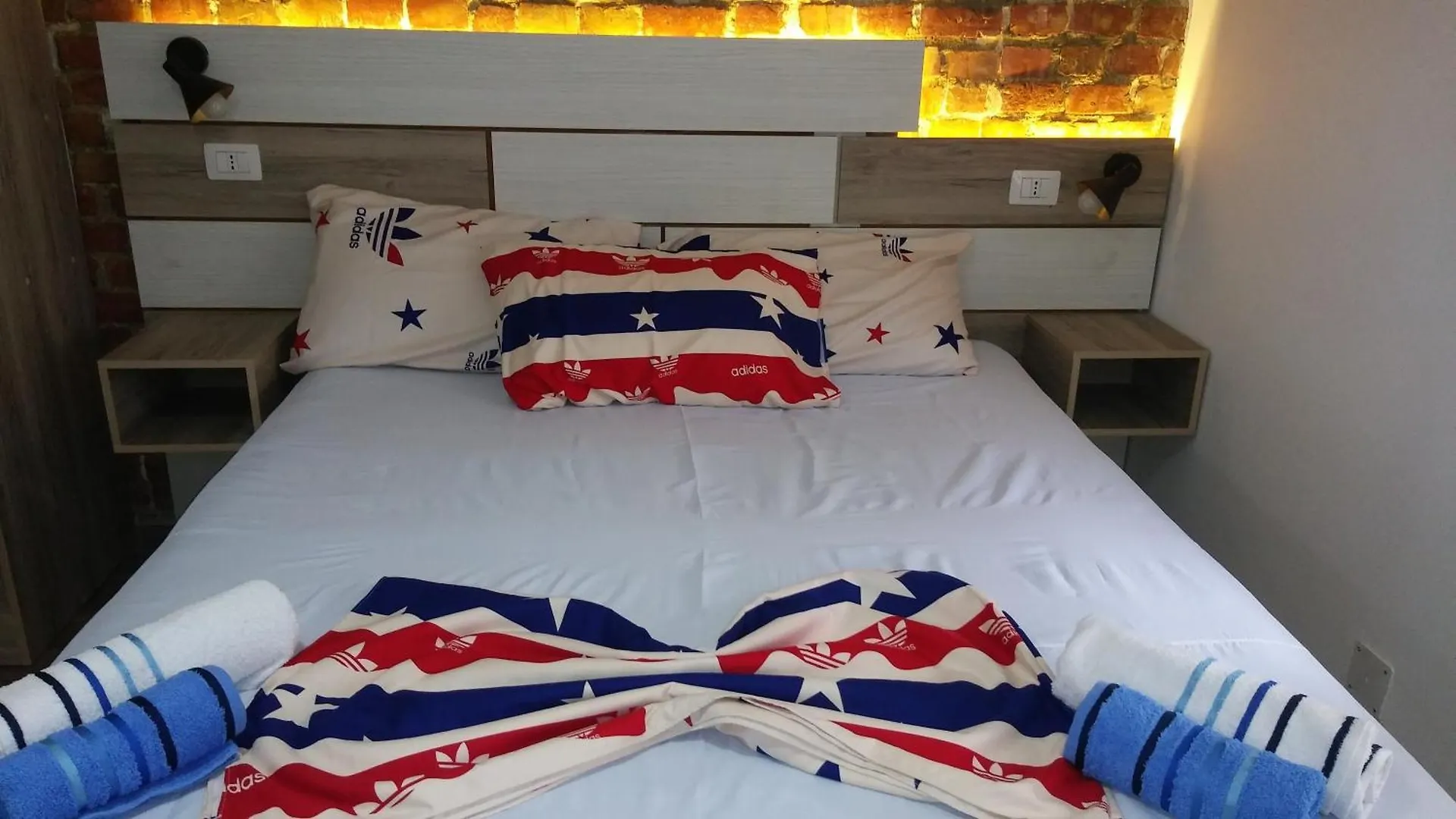 Evoo Apartment Liceu Tirana 0*,